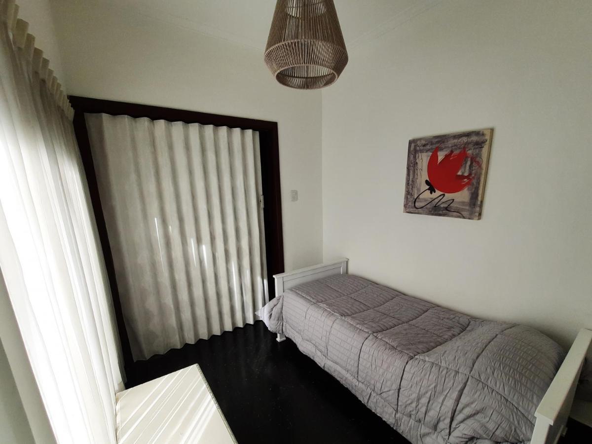 Casa C/amplio Jardin, Garage Y Parrilla. Holiday home *